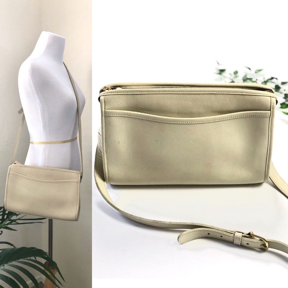 Coach Handbags - Vintage Coach Taylor Leather Crossbody Bag